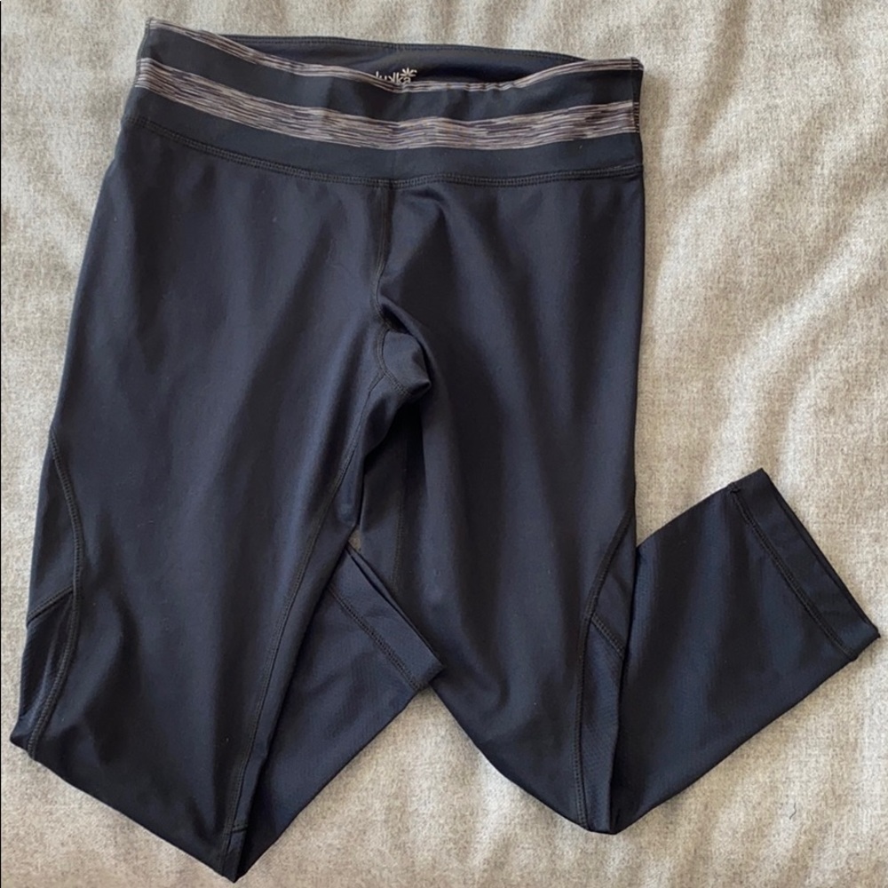 Lukka crop yoga pants grey stripe waistband size small